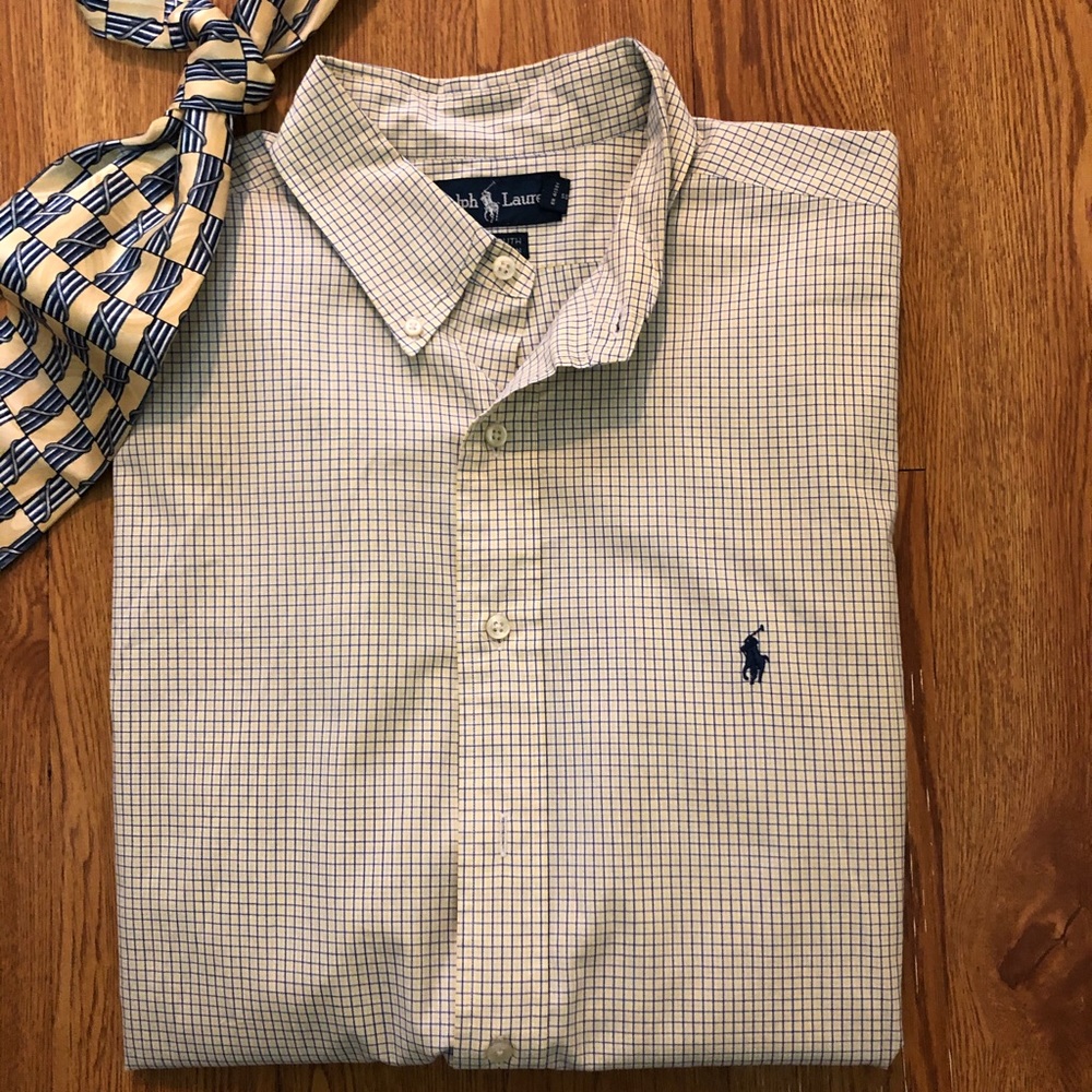 Lightweight 100% cotton RL button down shirt